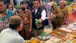 balai-pom-di-tarakan-ikutan-sidak-02-18042023.jpg
