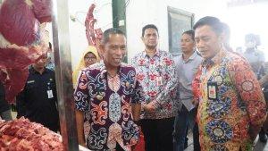bupati-syarwani-sidak-pasar-03-13042023.jpg