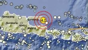 gempa-di-tenggara-Sumenep-Jawa-Timur-memiliki-kekuatan-magnitudo-42.jpg