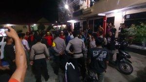 geruduk-polres-tarakan2.jpg
