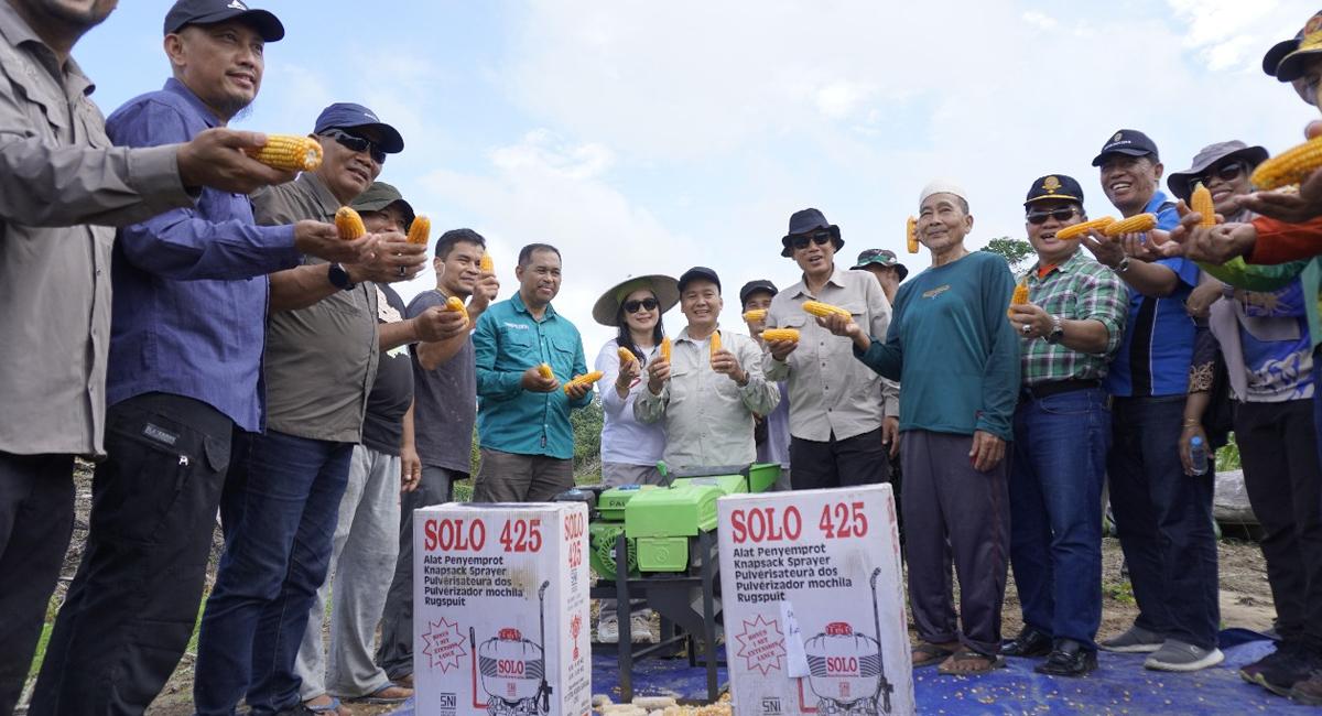 041125-sentra-komoditas-perkebunan-Desa-Long-Buang-03.jpg