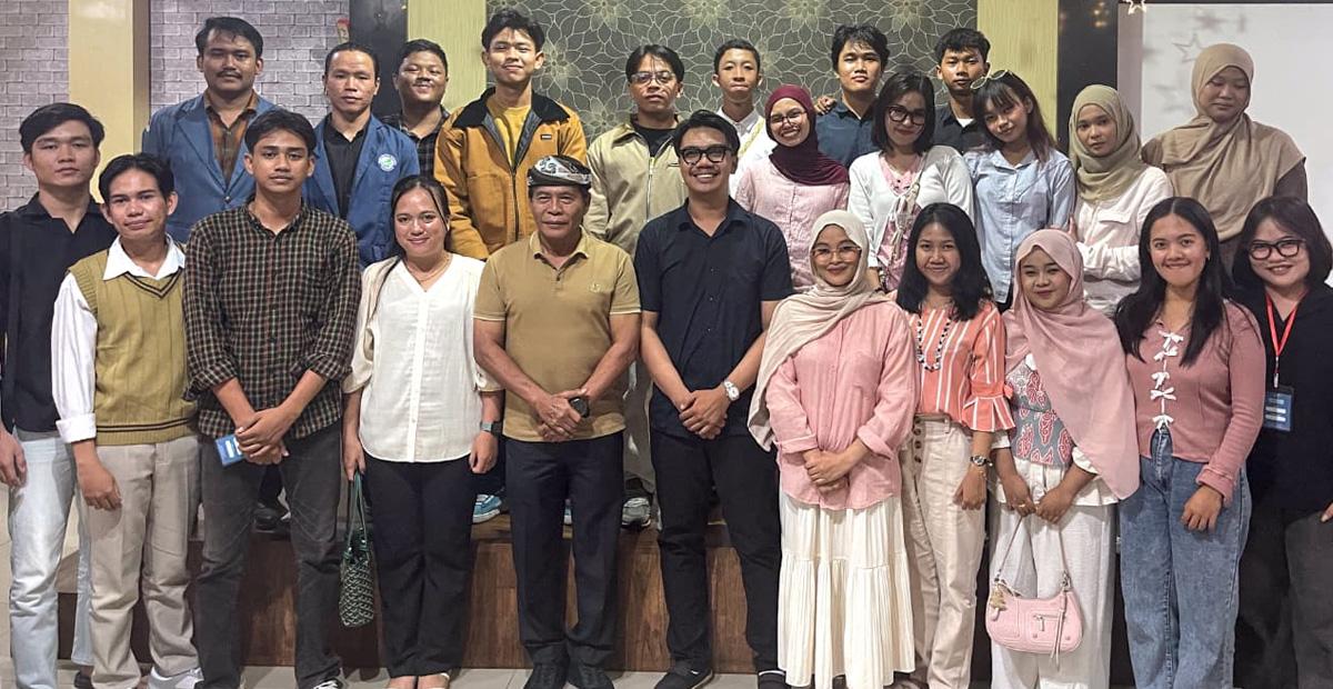10042026-Gubernur-Zainal-Paliwang-dan-BEM-se-Kaltara.jpg