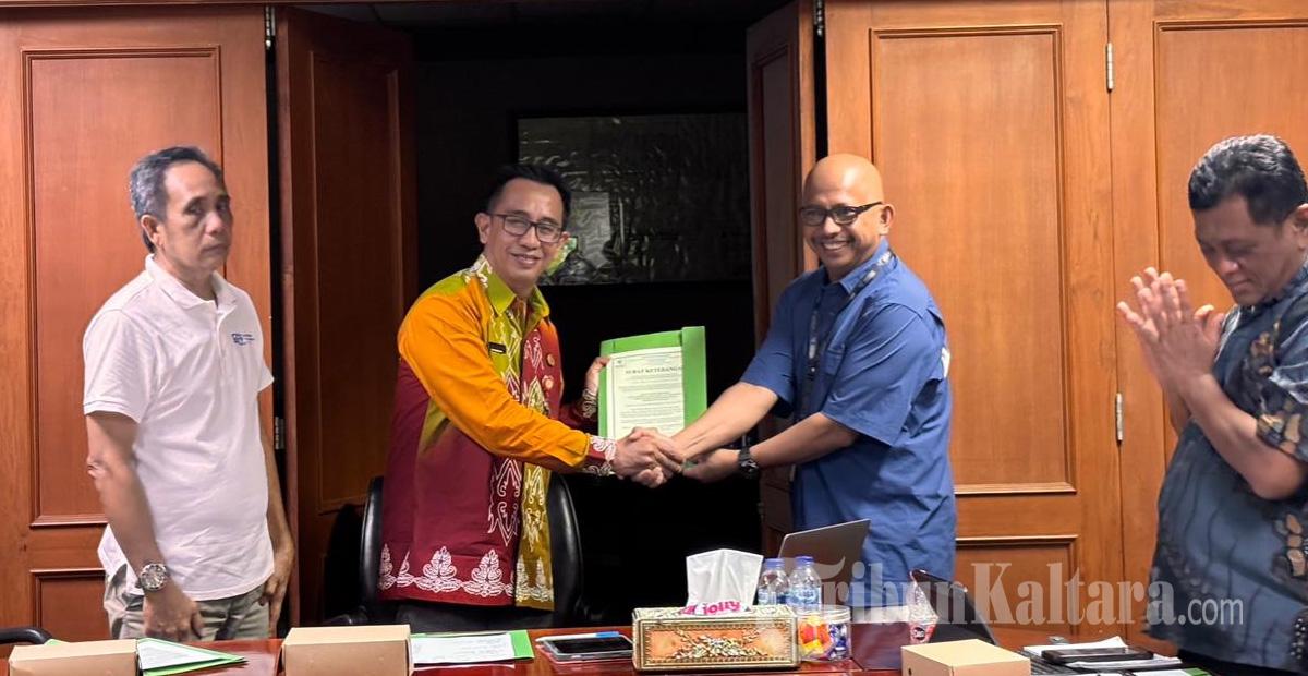 10042026-penyerahan-SKKPTU-ke-Kabupaten-Nunukan-01.jpg