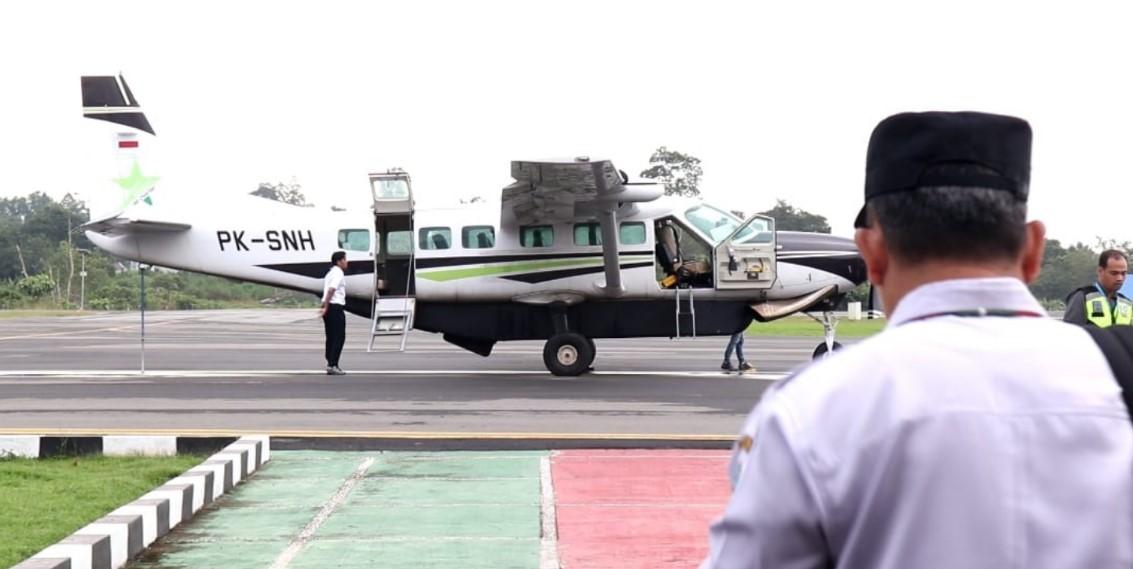 20260311-susi-air-di-bandara-tanjung-harapan.jpg