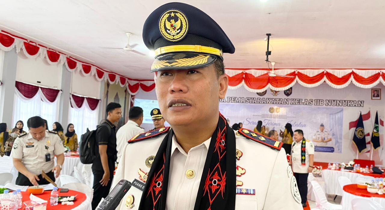 20260424-puang-dirham-saat-sertijab.jpg