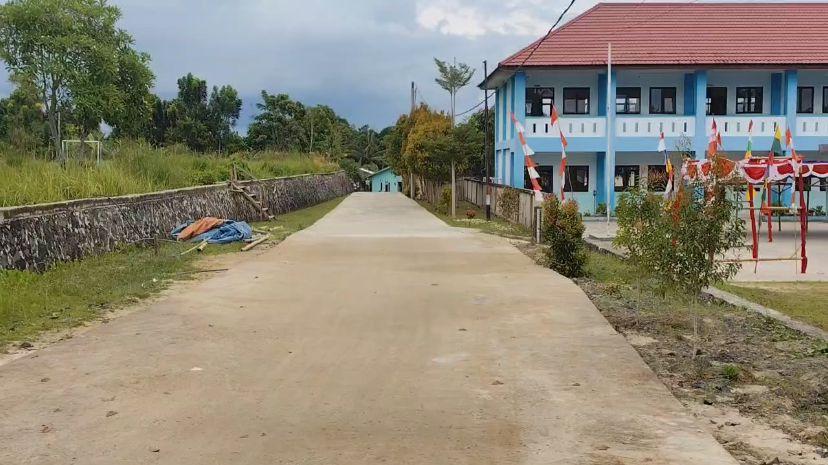 Akses-jalan-masuk-SMP-Katolik-Nunukan-311025S.jpg