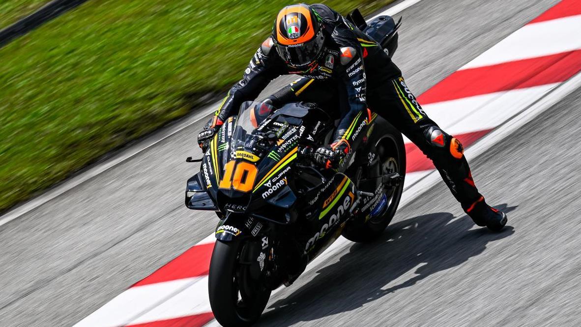 Aksi-Luca-Marini-pada-tes-pramusim-MotoGp-2023-di-Sirkuit-Sepang-Malaysia.jpg
