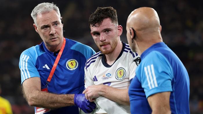 Robertson Cedera Saat Bela Skotlandia, Liverpool Kena Imbas, Klopp Bakal Pusing di Derby Merseyside