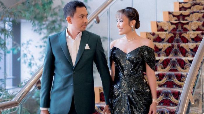 Profil Regi Datau, Suami Ayu Dewi yang Ramai Dikabarkan Berselingkuh dengan Denise Chariesta