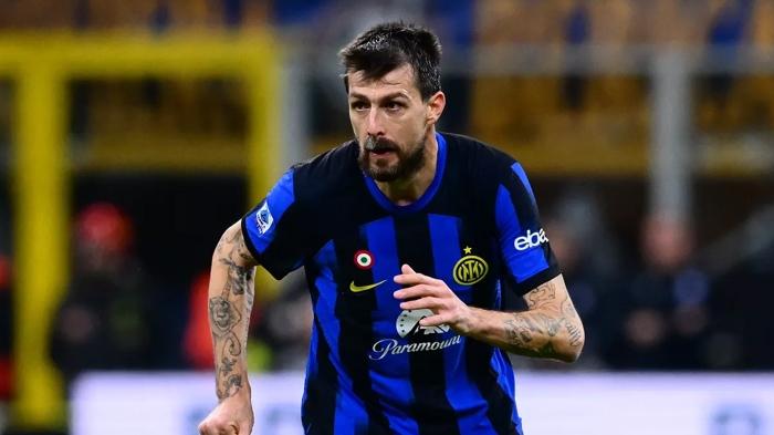 Gara-gara Dugaan Ujaran Rasis Saat Laga Kontra Napoli, Bek Inter Milan Dicoret dari Timnas Italia