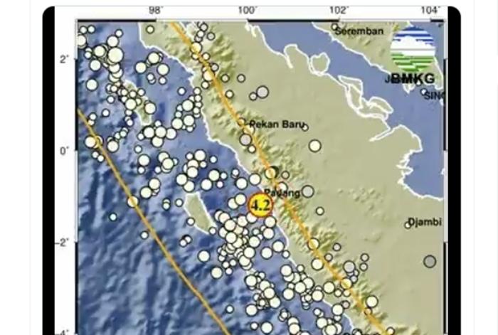GEMPA-PESISIR-SELATAN-22012026.jpg