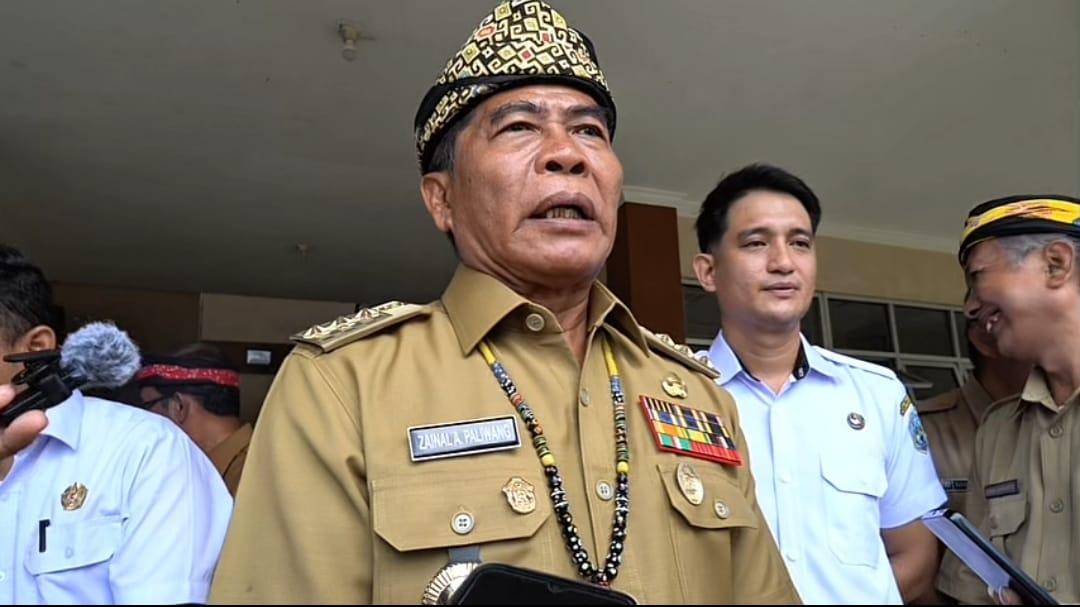 Gubernur-Kaltara-Zainal-A-Paliwang-tjhyj.jpg