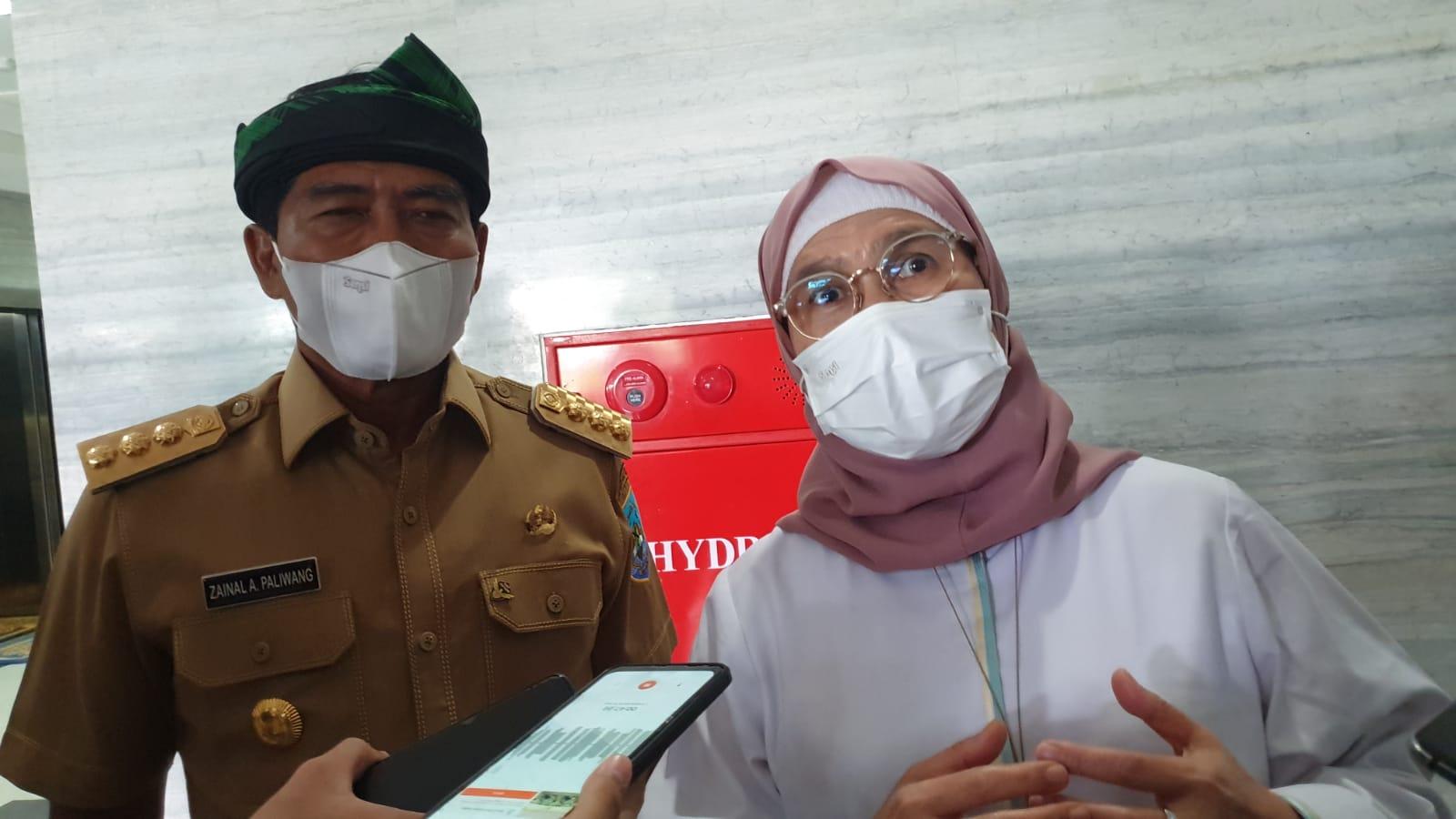 Gubernur-Kaltara-Zainal-Arifin-Paliwang-mendampingi-Wakil-Ketua-KPK-Lili-Pintauli.jpg