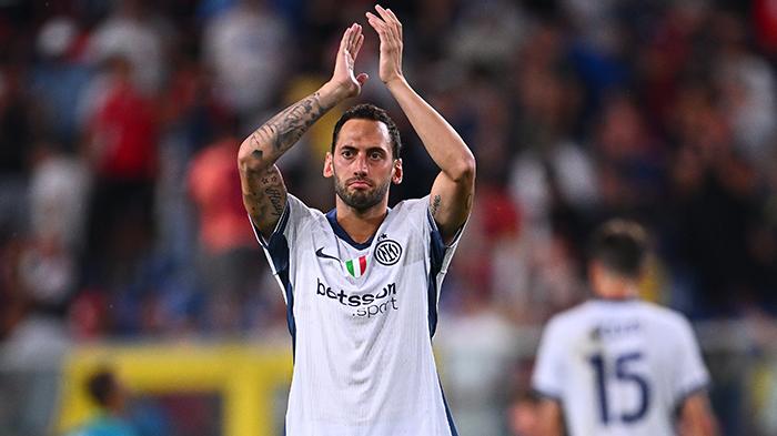 Hakan-Calhanoglu-Inter-Milan-211024.jpg