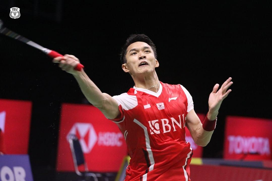 Jonatan-Christie-dalam-pertandingan-melawan-wakil-Singapura-di-Thomas-Cup-2022.jpg
