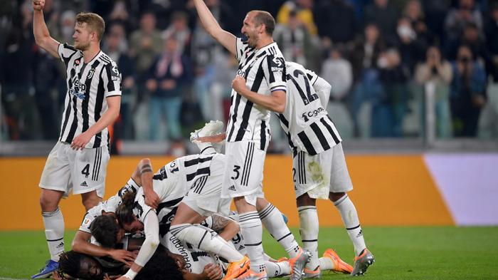 Juventus-selebrasi-tim-210422.jpg