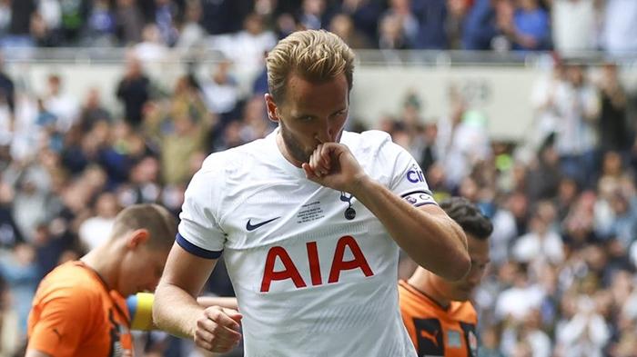 Kane-cetak-4-gol-Spurs-menang-5-1.jpg