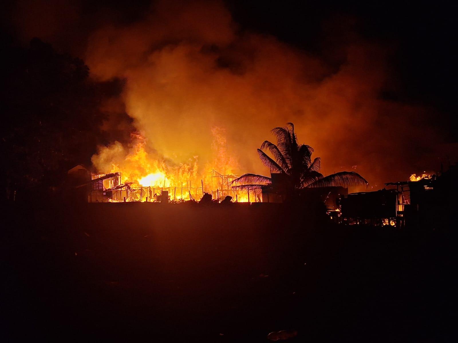 UPDATE Kebakaran Besar di Balikpapan, Api Muncul Bersamaan Adzan Subuh, 45  Rumah Ludes Terbakar - Tribunkaltara.com