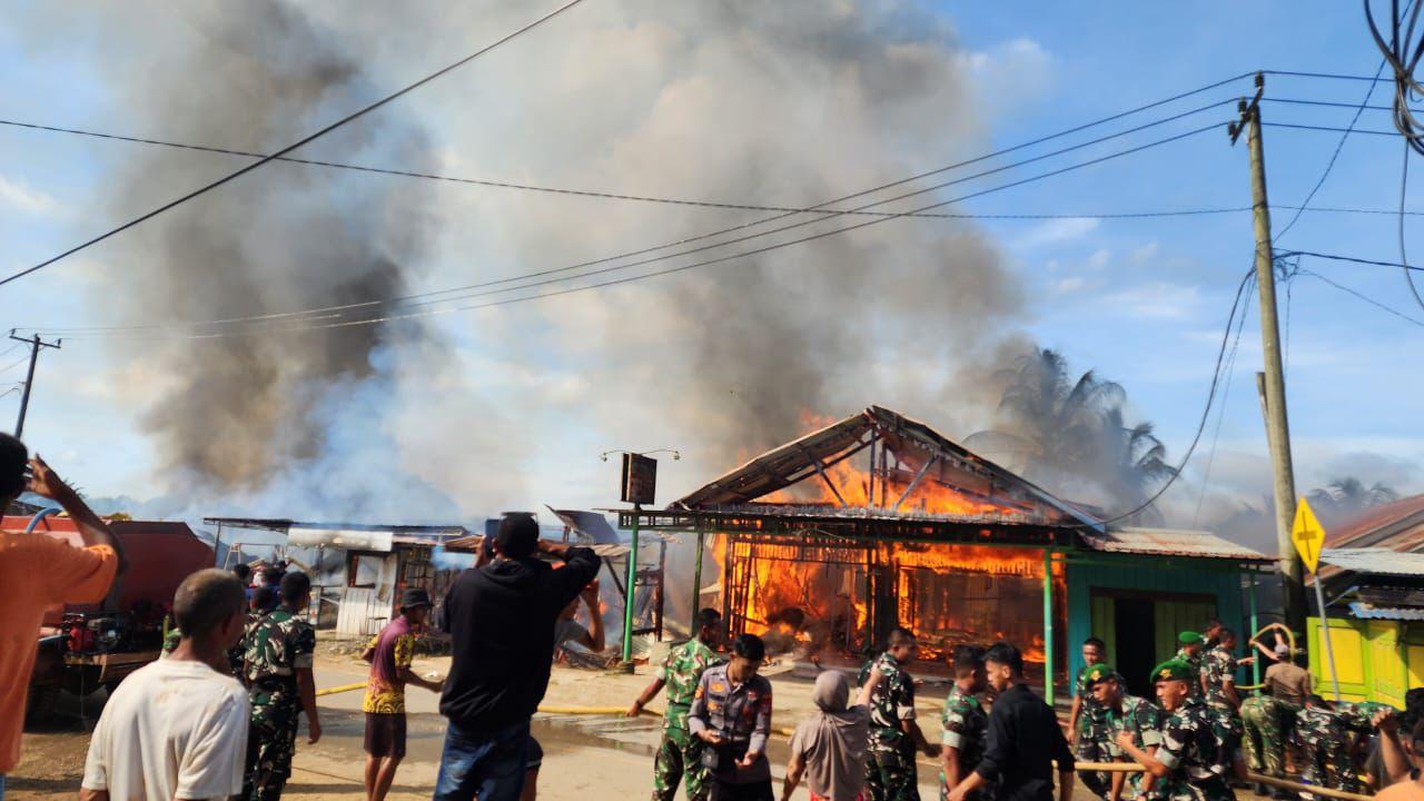 Kebakaran-di-Sebuku-01-16122025jpg.jpg