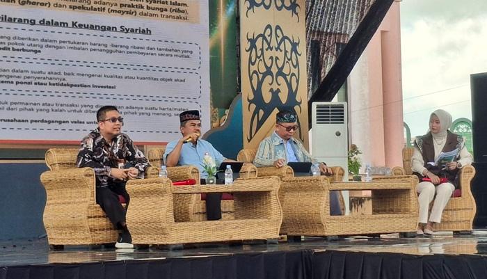 Kepala-OJK-Kaltara-Misran-Pasaribu-tengah.jpg