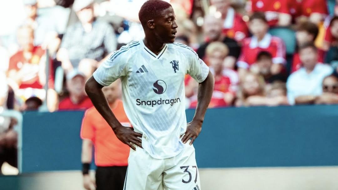 Kobbie-mainoo-manchester-united-halamanan.jpg