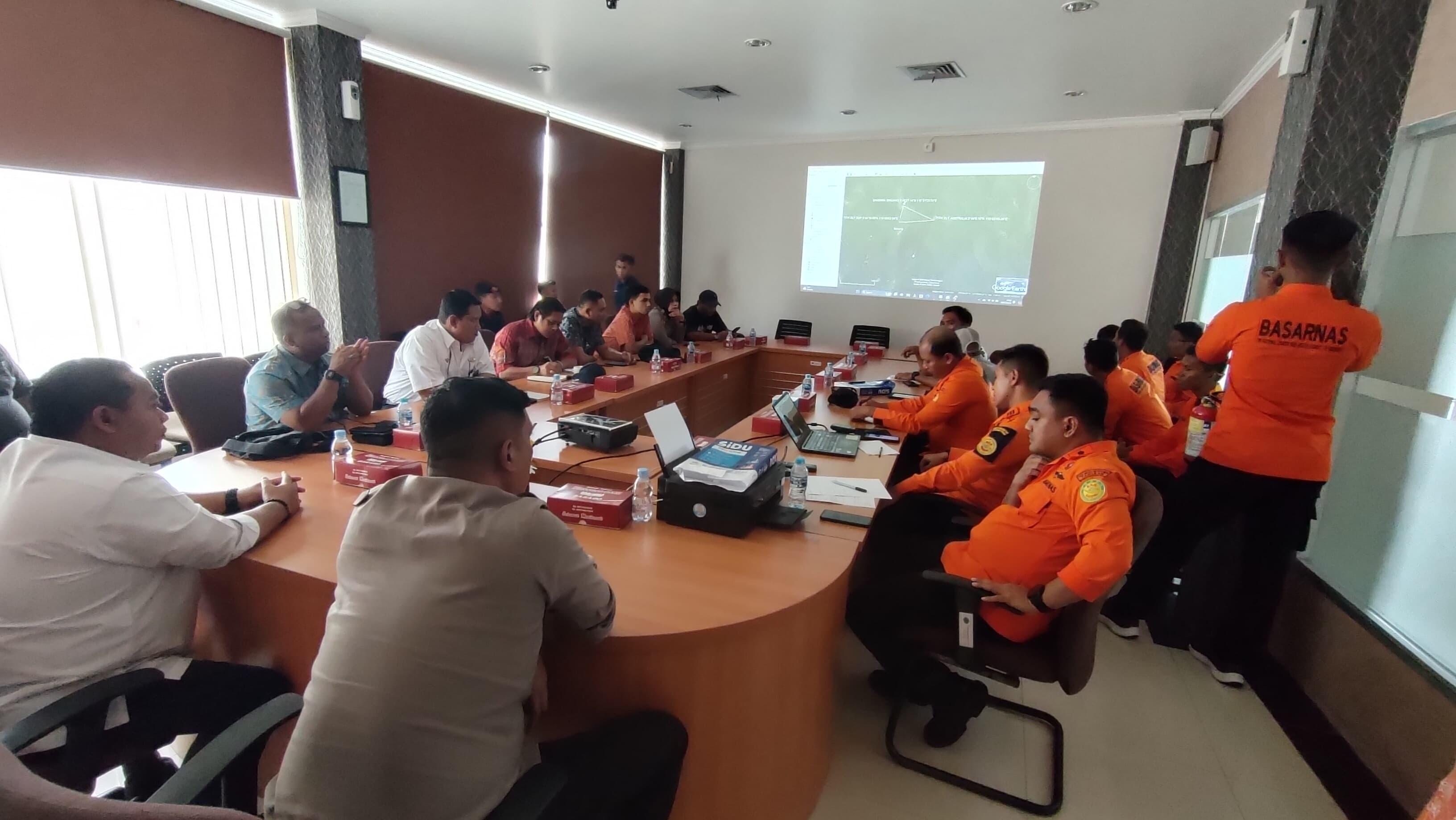 Koordinasi-Basarnas-bantu-cari-pesawat-hilang-08032024.jpg
