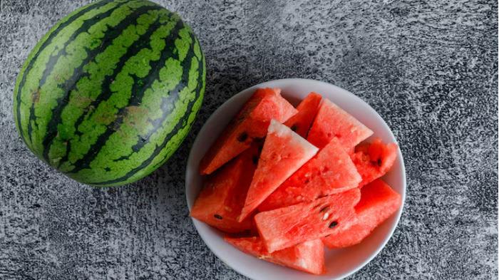 Manfaat-buah-semangka-1.jpg