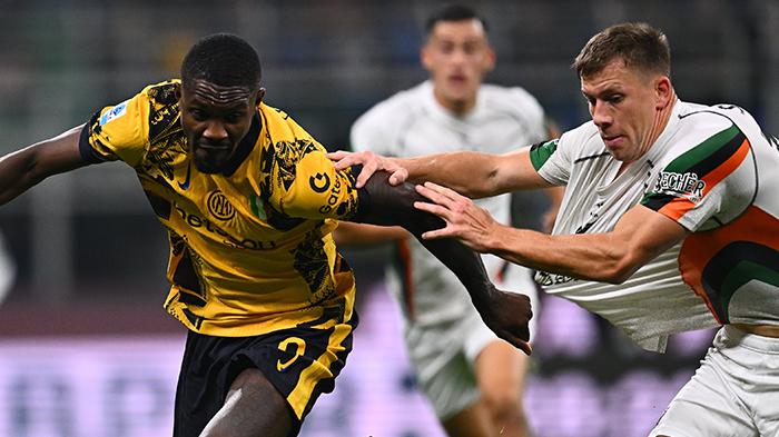 Babak Pertama Inter Milan vs Venezia di Liga Italia, Jay Idzes Bikin Lautaro dan Thuram Buntu