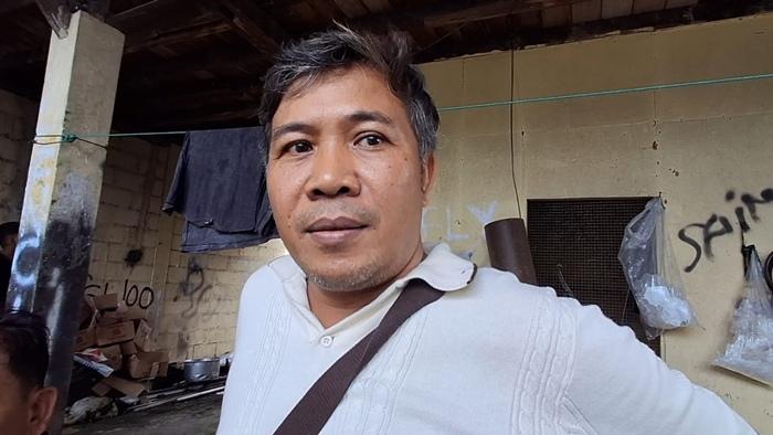 Marno-pemilik-warung-Bakso-dan-Mie-Ayam-ABC.jpg
