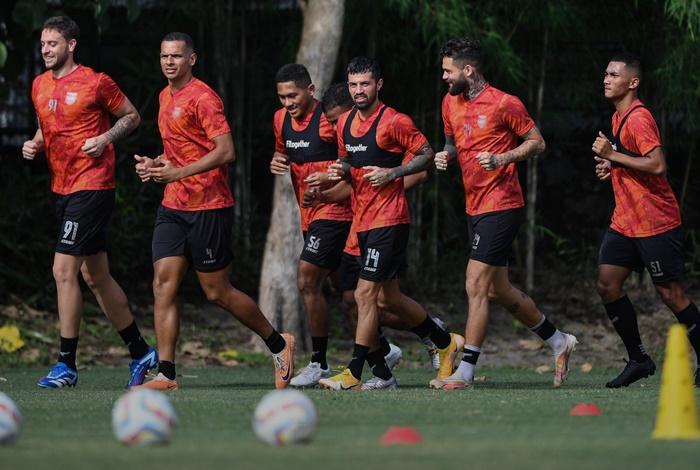 Pemain-Borneo-FC-saat-menjalani-Training-Center-di-Yogyakarta.jpg
