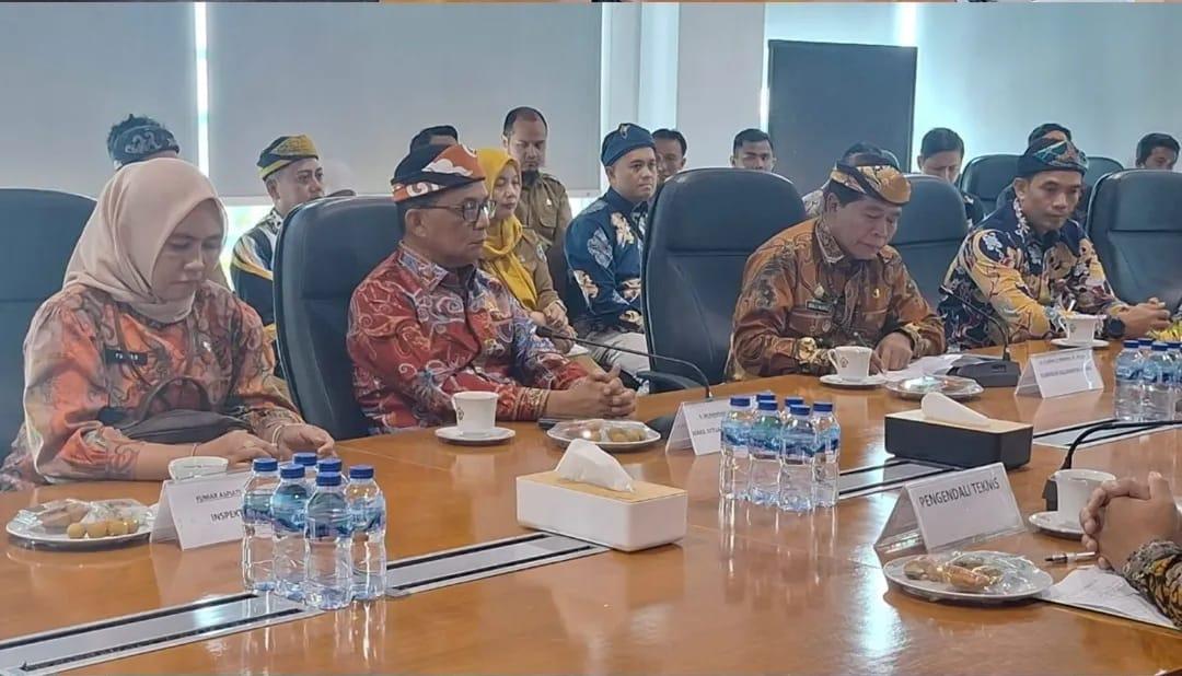 Penyerahan-LKPD-Pemprov-Kaltara-02042026jpg.jpg