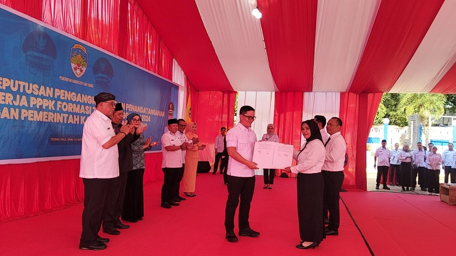 Penyerahan-SK-PPPK-di-Tana-Tidung-13012026jpg.jpg
