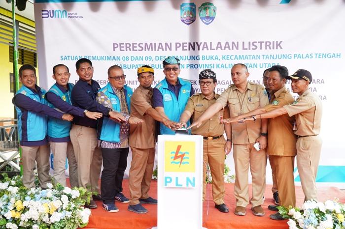 Permukiman Transmigrasi Tanjung Buka Kalimantan Utara Tersambung Aliran Listrik
