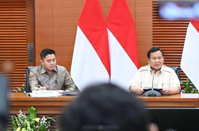 Prabowo-Subianto-dan-Teddy-kiri.jpg