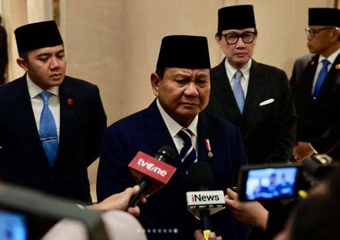 Presiden-RI-Prabowo-Subianto-gelar-rapat-terbatas-pada-Senin-23-Desember-2024.jpg