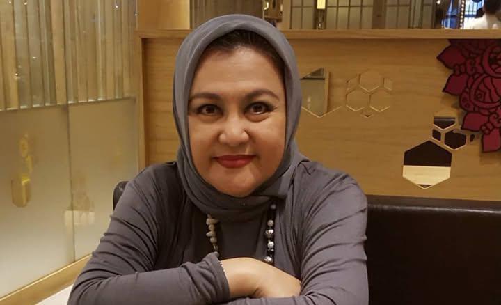 Profil Emilia Contessa, Penyanyi Senior-Ibunda Denada yang Meninggal Dunia karena Gagal Jantung Akut