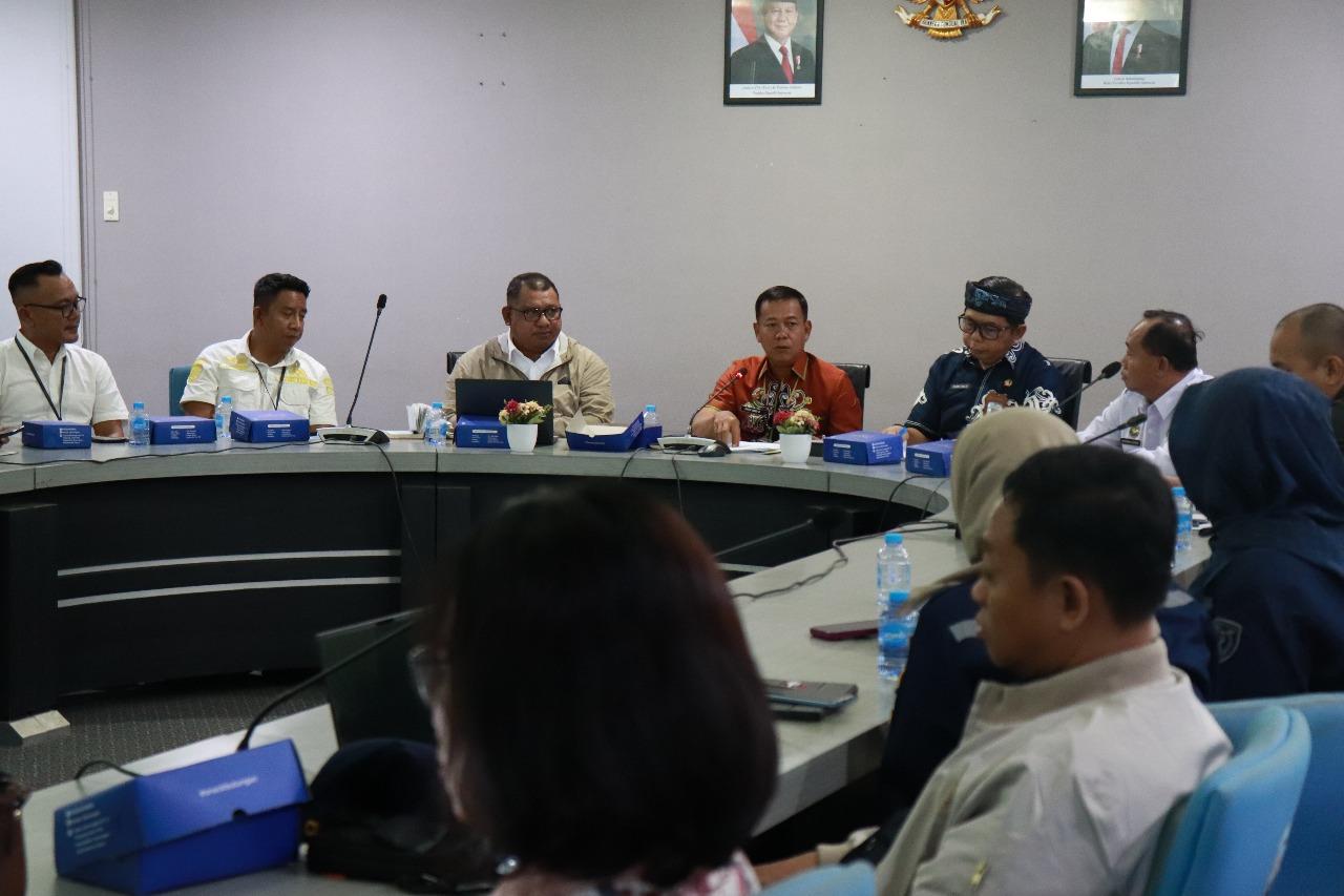 Rapat-Bandara-Internasional-Juwata-14082025jpg.jpg
