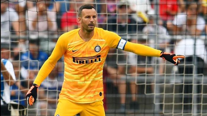Jelang Lecce vs Inter Milan di Liga Italia, Tifosi Desak Inzaghi Mainkan Onana Ketimbang Handanovic