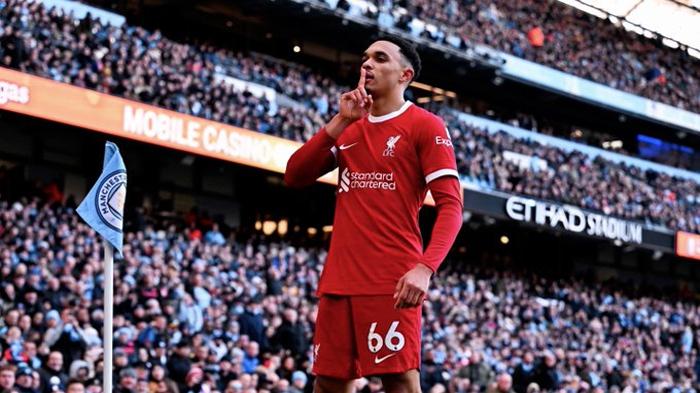 Selebrasi-Trent-Alexander-Arnold-usai-cetak-gol-ke-gawang-Manchester-City.jpg