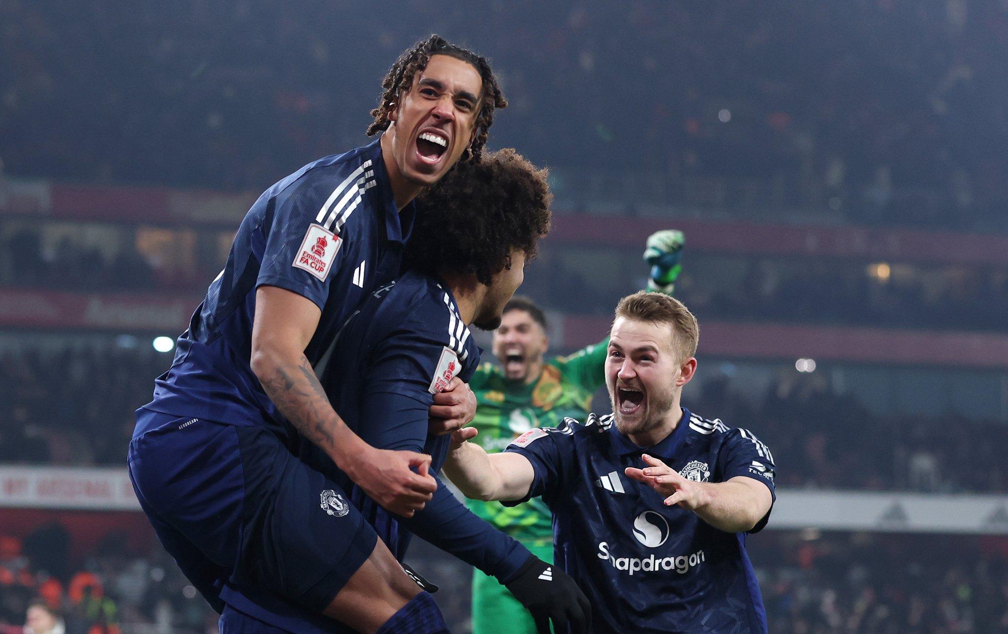 Selebrasi-pemain-Manchester-United-atas-kemenangan-melawan-Arsena-di-FA-CUP-Minggu-1212025.jpg