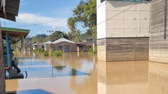Situasi-banjir-di-Desa-Atap-Kecamatan-Sembakung-Kabupaten-Nunukan-fyj.jpg
