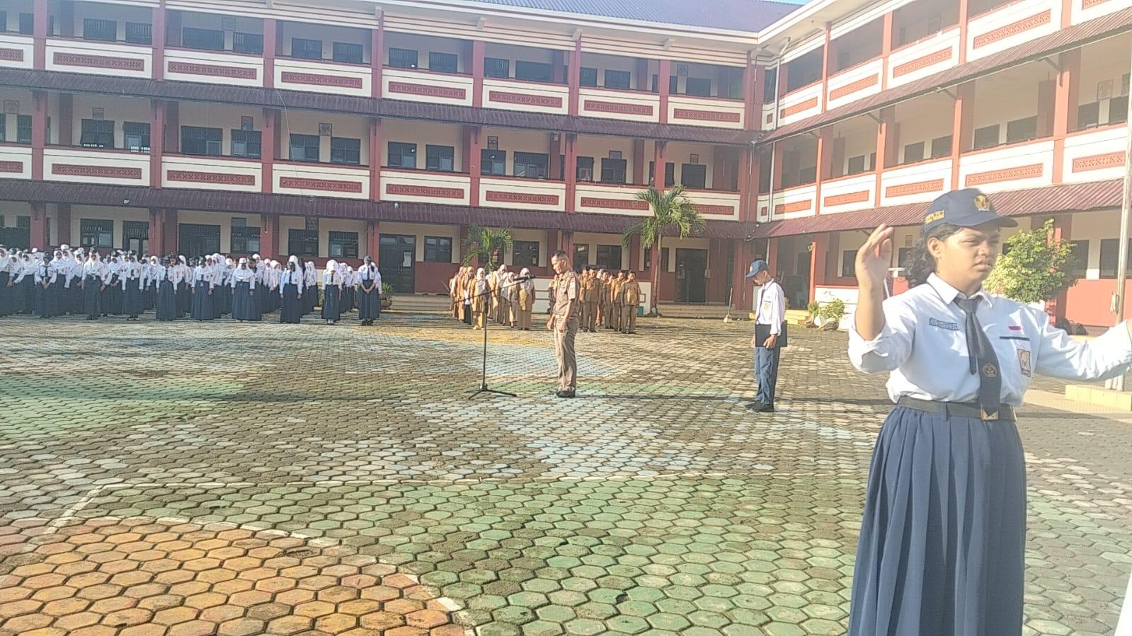 Plt Kasatpol PP Tana Tidung Jadi Pembina Upacara di Sekolah, Sosialisasi Perda Ketertiban Umum