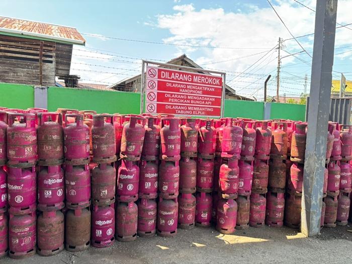 Tampak-LPG-di-salah-satu-agen-yang-berada-di-Tanjung-Selor.jpg