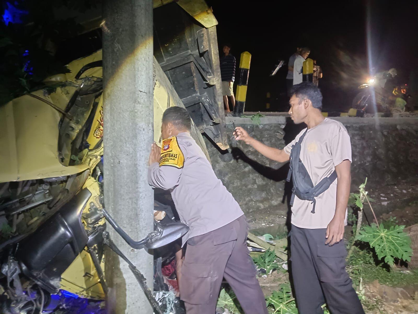 Truk-hantam-tiang-listrik-di-Nunukan-05062026.jpg
