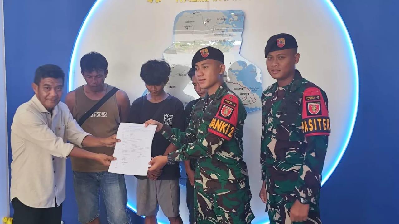Satgas Pamtas Gagalkan Kepulangan Ilegal Tiga Warga Nunukan Kalimantan Utara dari Malaysia