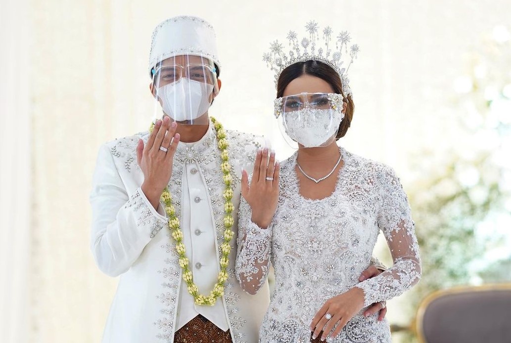 akad-nikah-atta-dan-aurel.jpg