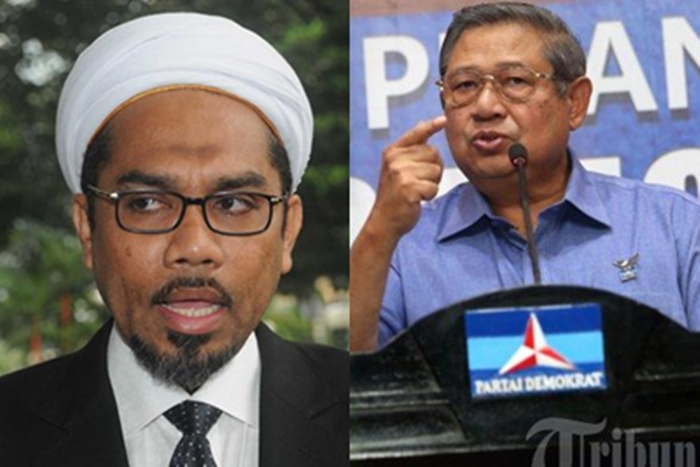 ali-mochtar-ngabalin-dan-susilo-bambang-yudhoyono.jpg