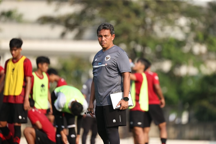 bima-sakti-pimpin-seleksi-tc-timnas-indonesia-persiapan-piala-dunia-u17.jpg