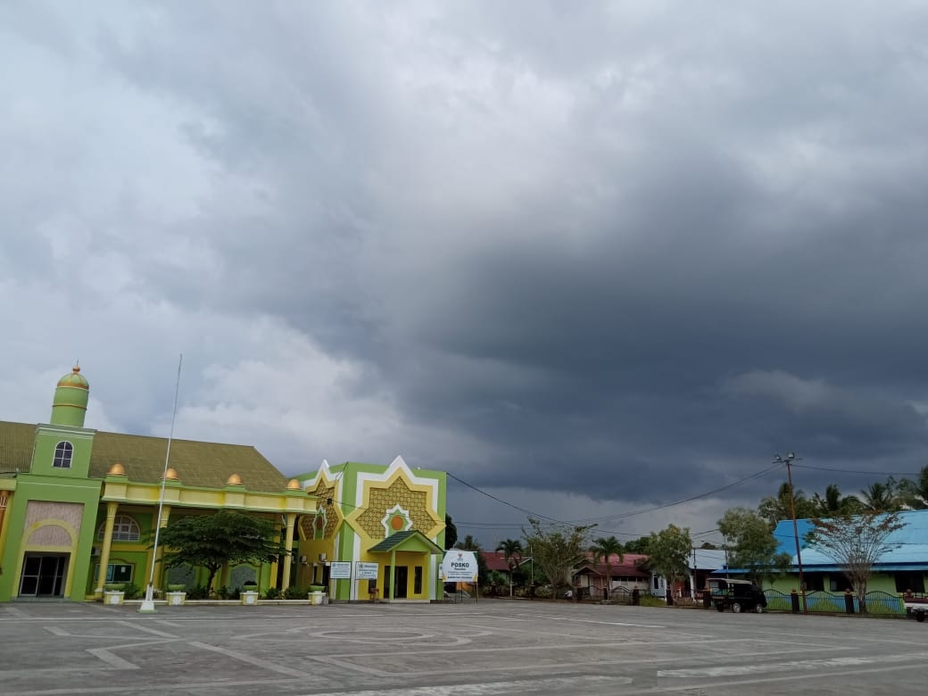 cuaca-mendung-di-kabupaten-bulungan-23052021.jpg