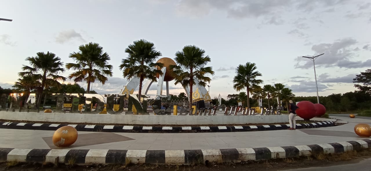 daerah-bundaran-hu-di-kabupaten-tana-tidung-euej.jpg